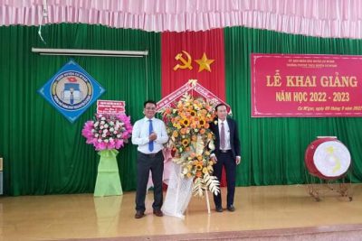 Trường PTDTNT THCS Cư M’gar – Đak Lak long trong tổ chức lễ khai giảng năm học mới 2022-2023